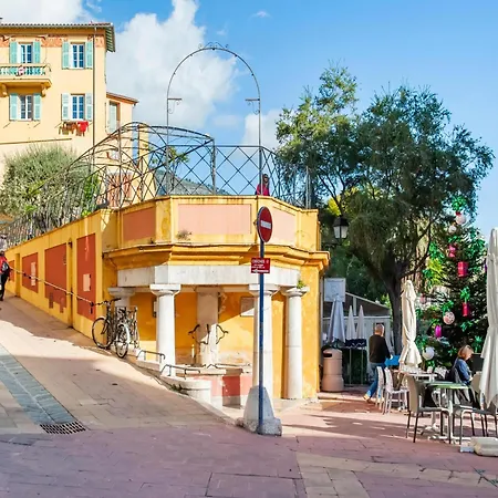 Chez Gabrielle * Мантон